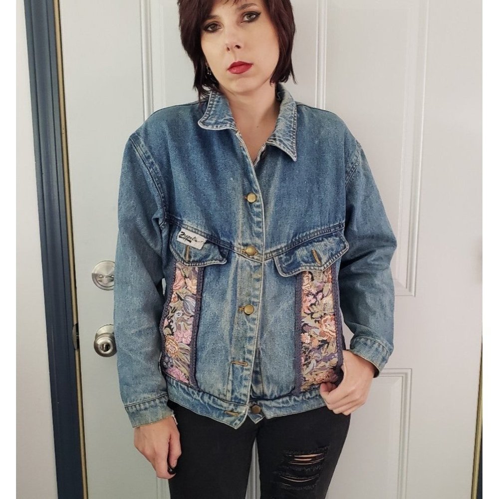 80s/90s DEB Denim Jacket with Roses